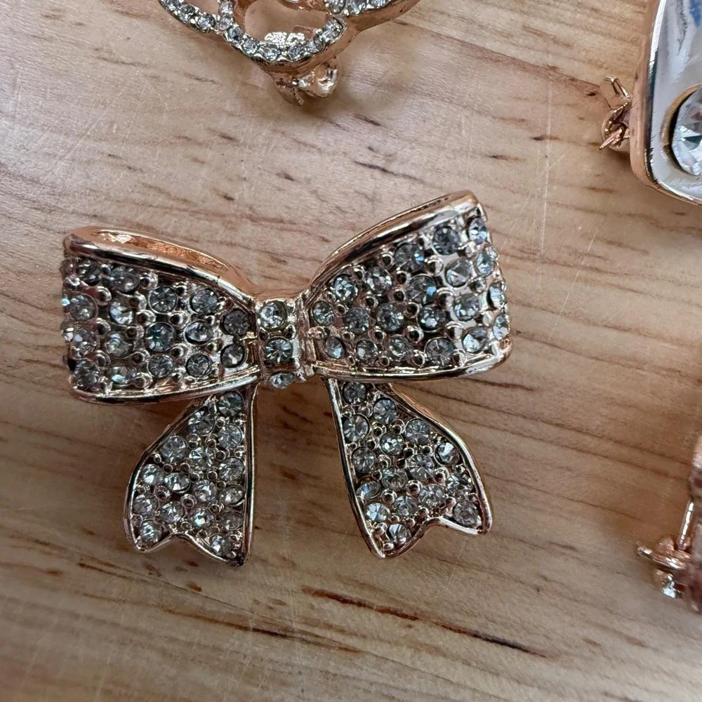 Y2K Coquette Rhinestone Glam Heart Bee Bow Rose Brooch‎ Lot of 4 from Guess